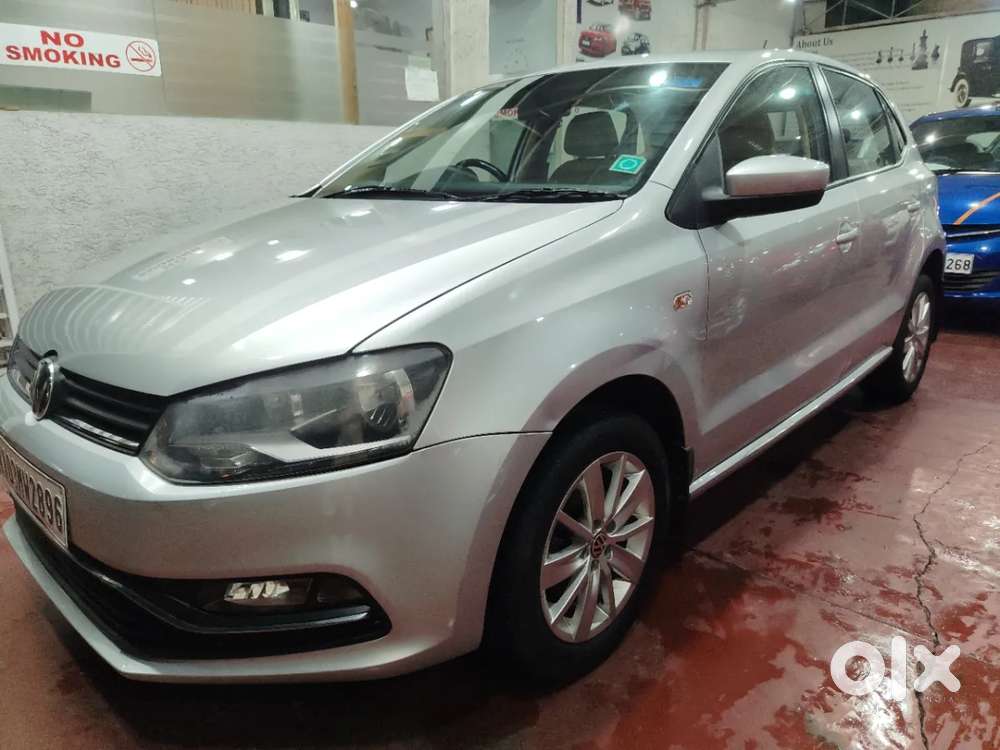 Volkswagen Polo Petrol Highline 1.2l, 2015, Petrol