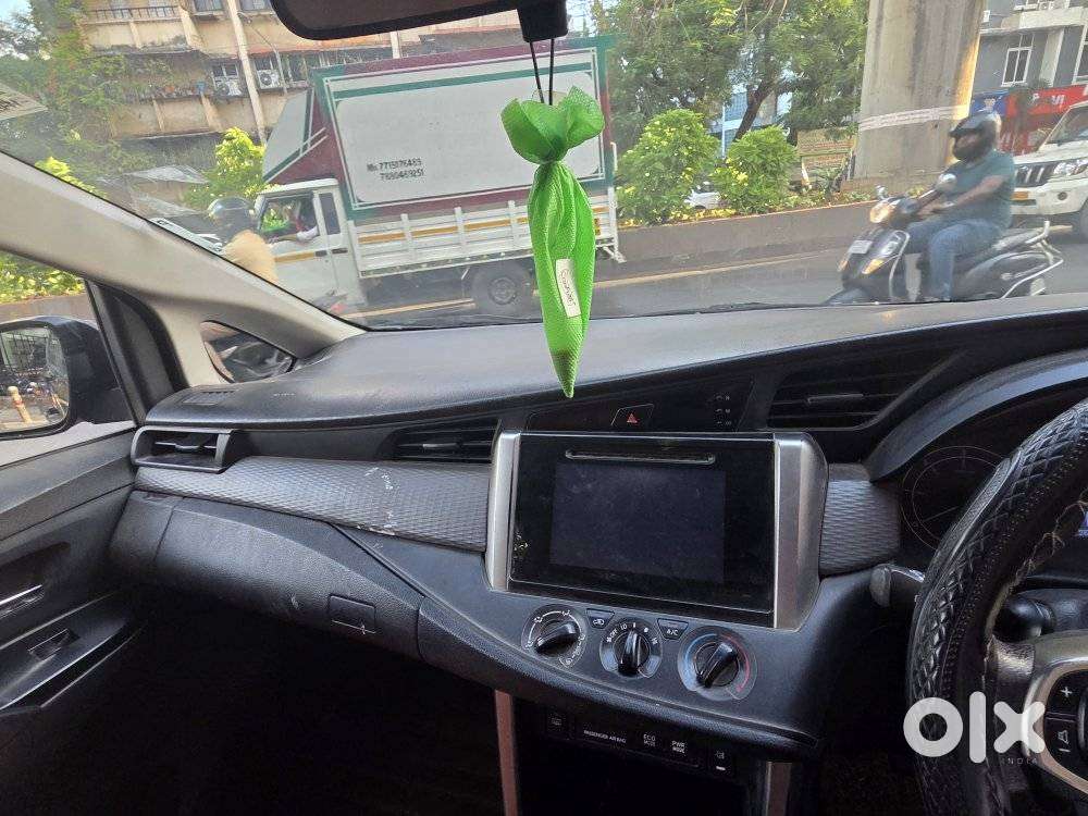 Toyota Innova Crysta 2.4 G Plus Mt 7 Str, 2018, Diesel