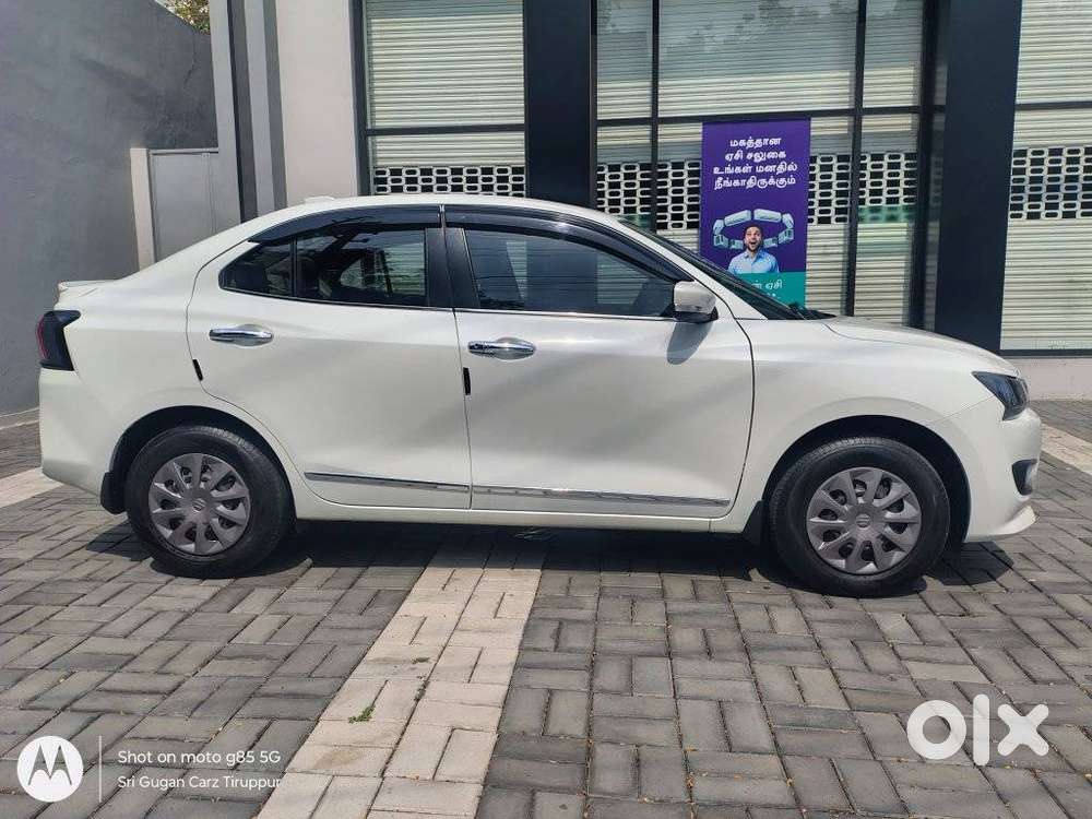 Maruti Suzuki Swift Dzire Vxi(o) Amt, 2025, Petrol