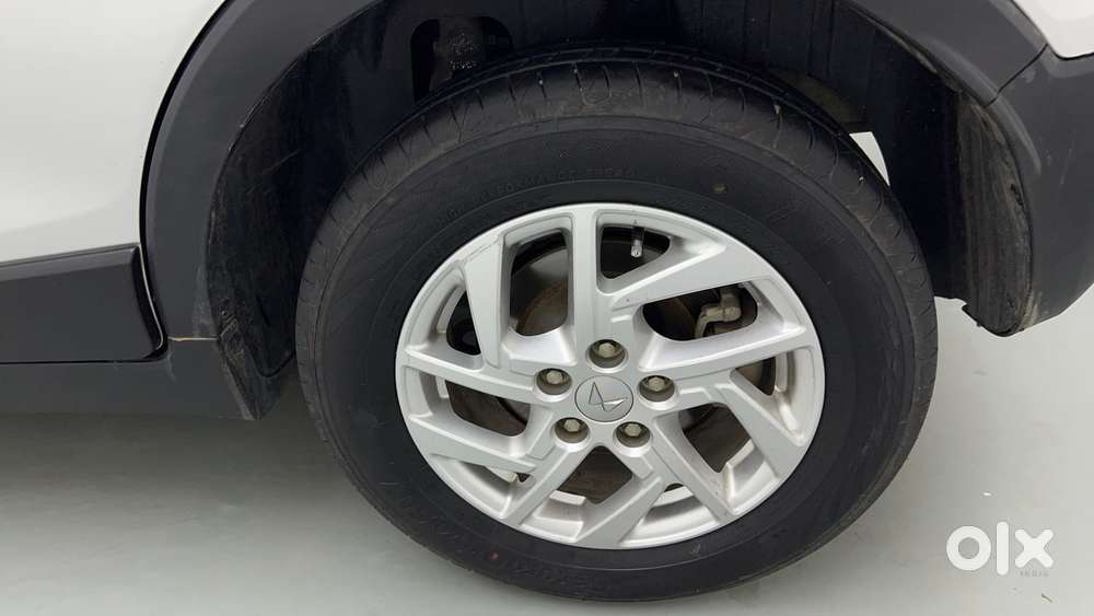 Mahindra Xuv300 W8 Diesel, 2023, Diesel