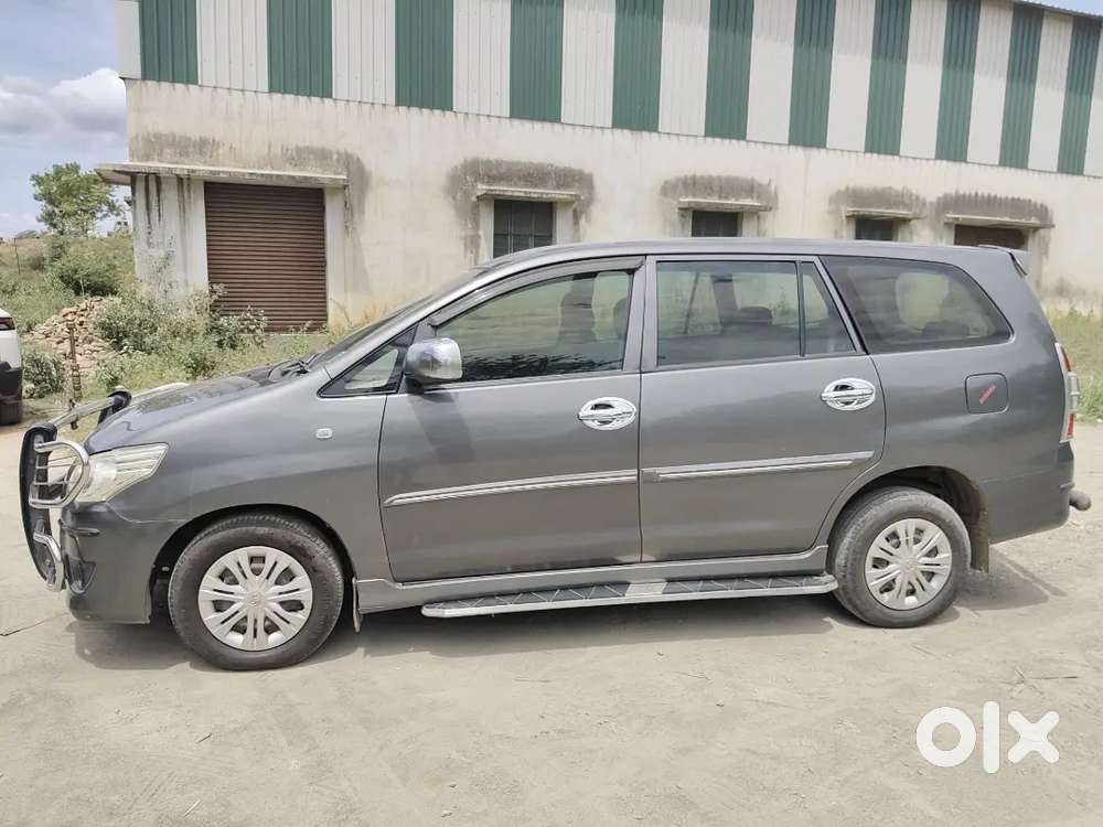 Toyota Innova 2013 Diesel 118000 Km Driven