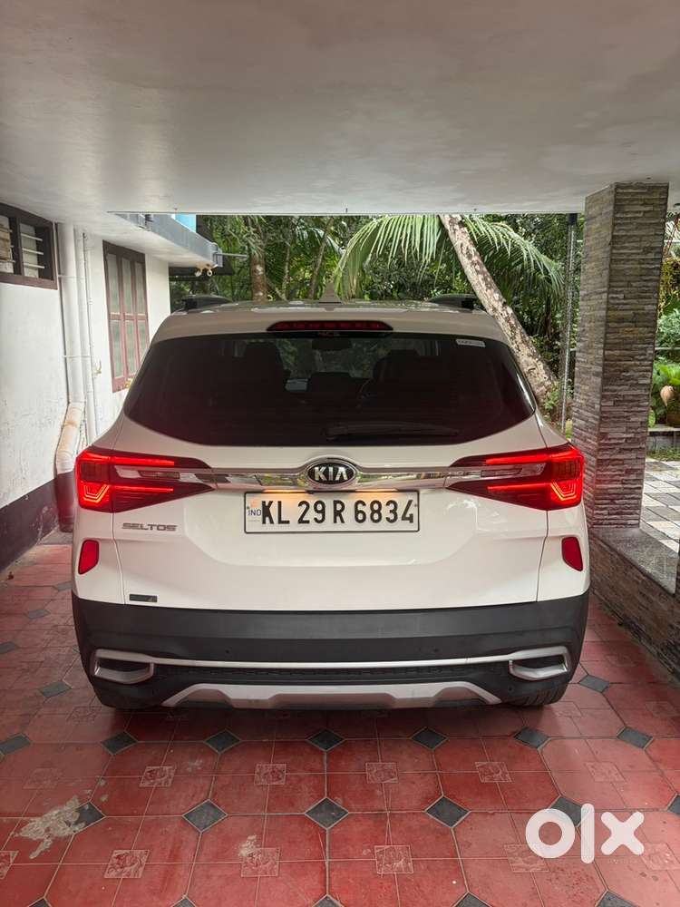 Kia Seltos,htx Ivt,petrol(2020)