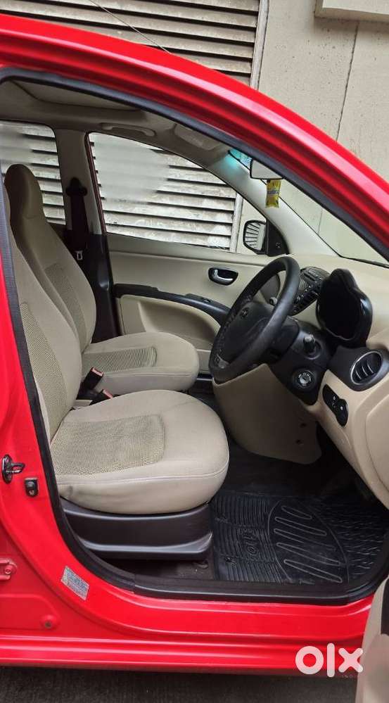 Hyundai I10 Asta 1.2 At With Sunroof, 2010, Petrol
