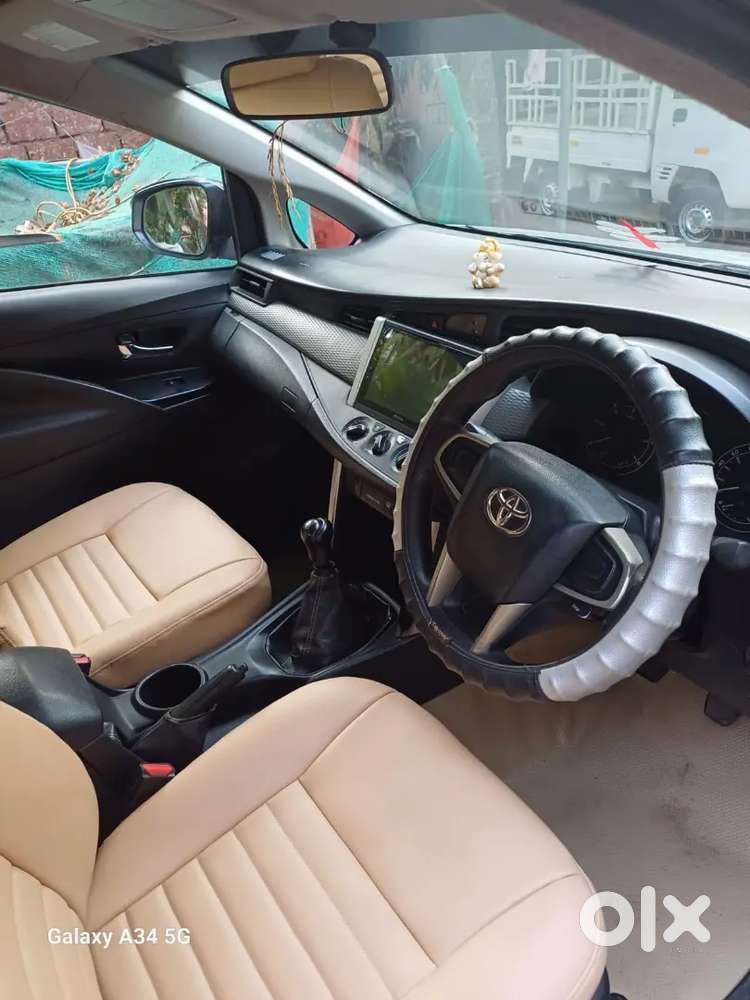 Toyota Innova 2017 Diesel 180000 Km Driven