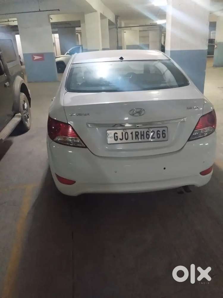 Hyundai Verna 2014 Petrol 102000 Km Driven