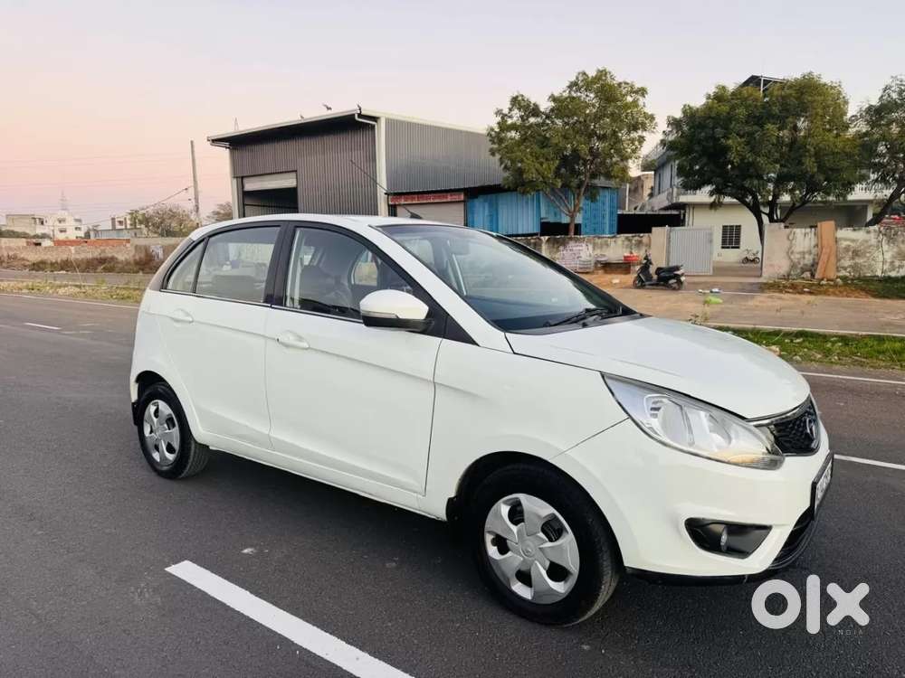 Tata Bolt Revotron Xm, 2015, Petrol