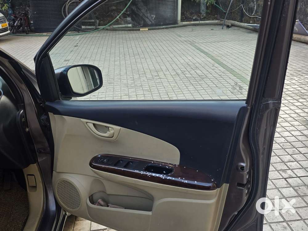 Honda Mobilio 1.5 S I-vtec Mt, 2014, Petrol