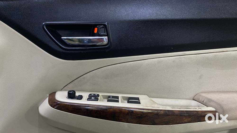 Maruti Suzuki Swift Dzire Zxi + Mt, 2017, Petrol