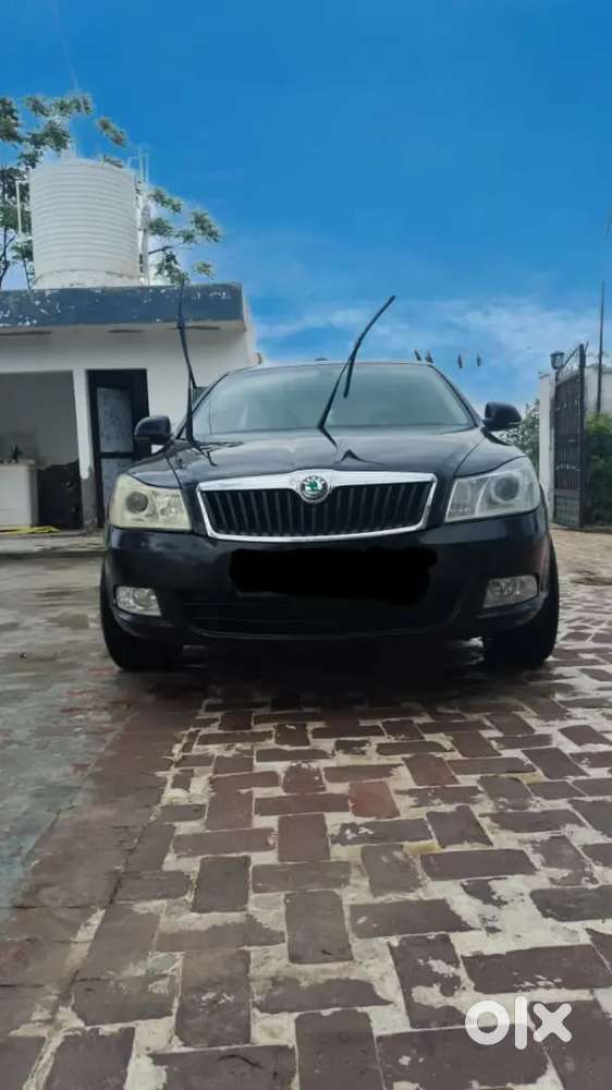 Skoda Laura 2012