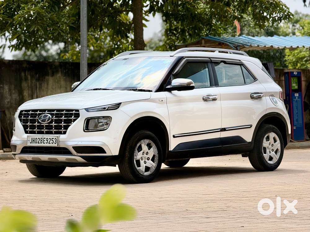 Hyundai Venue Petrol 2021