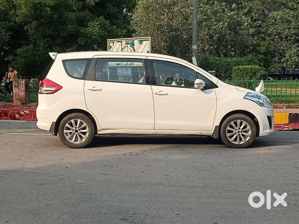 Maruti Suzuki Ertiga Vxi Abs, 2014, Petrol