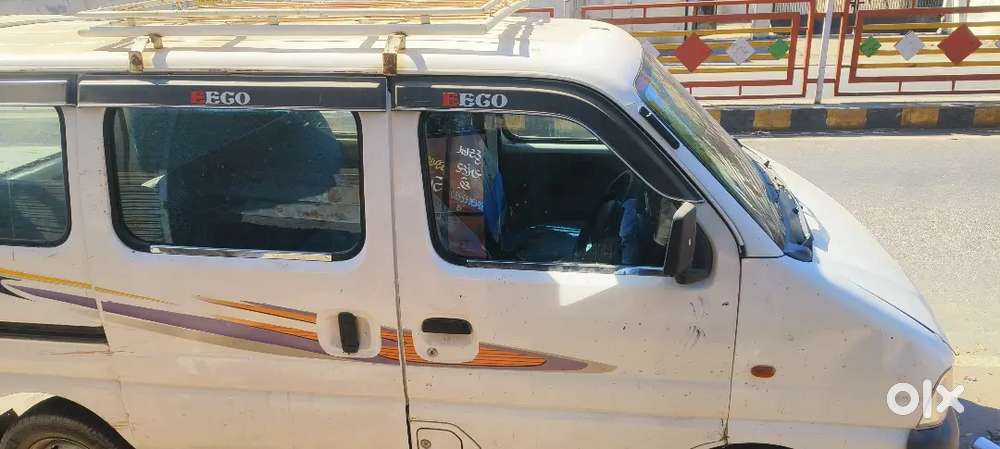 Maruti Suzuki Eeco 2016