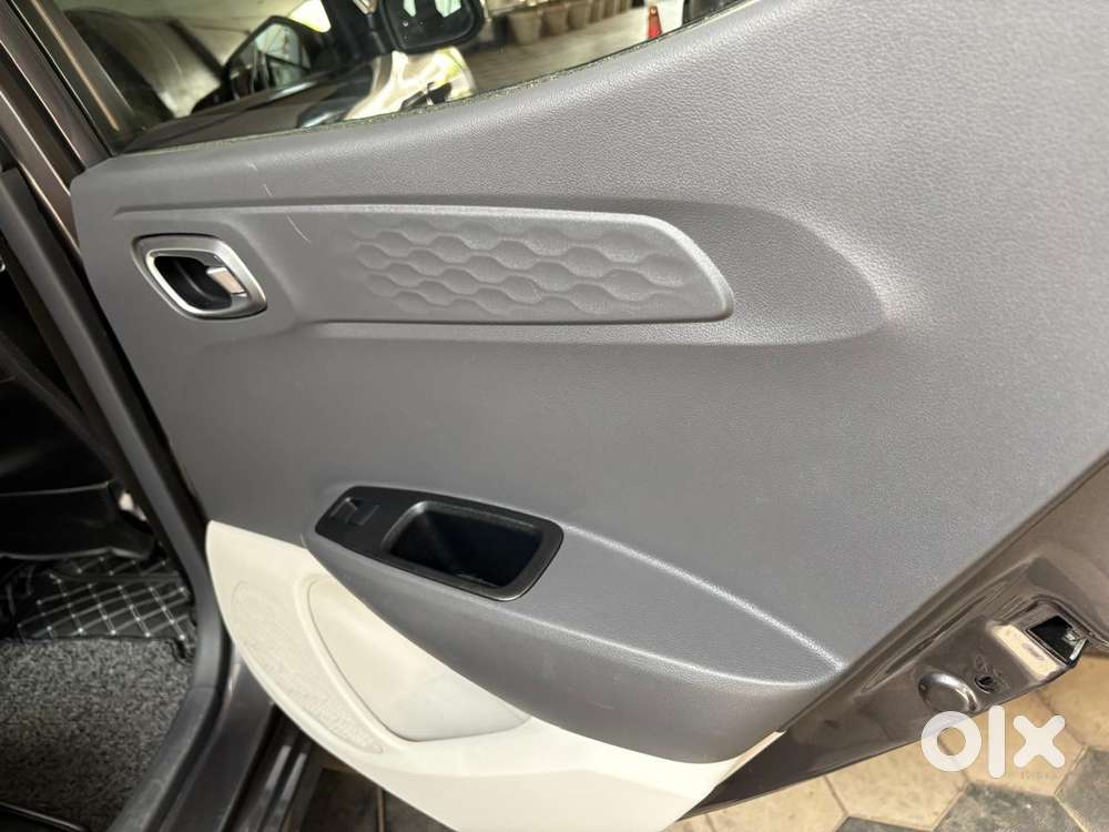 Hyundai Aura Sx 1.2 (o) Petrol, 2021, Petrol