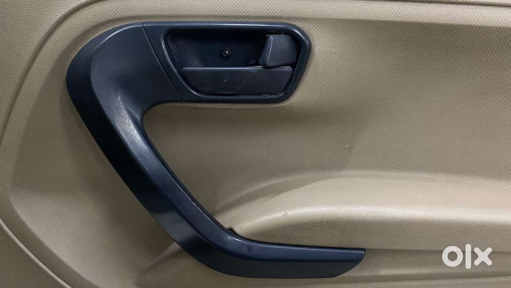 Mahindra Bolero Neo 1.5 N4, 2022, Diesel