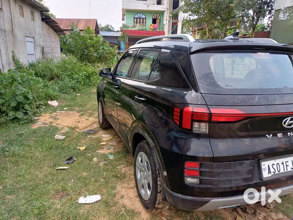 Hyundai Venue Petrol 2022