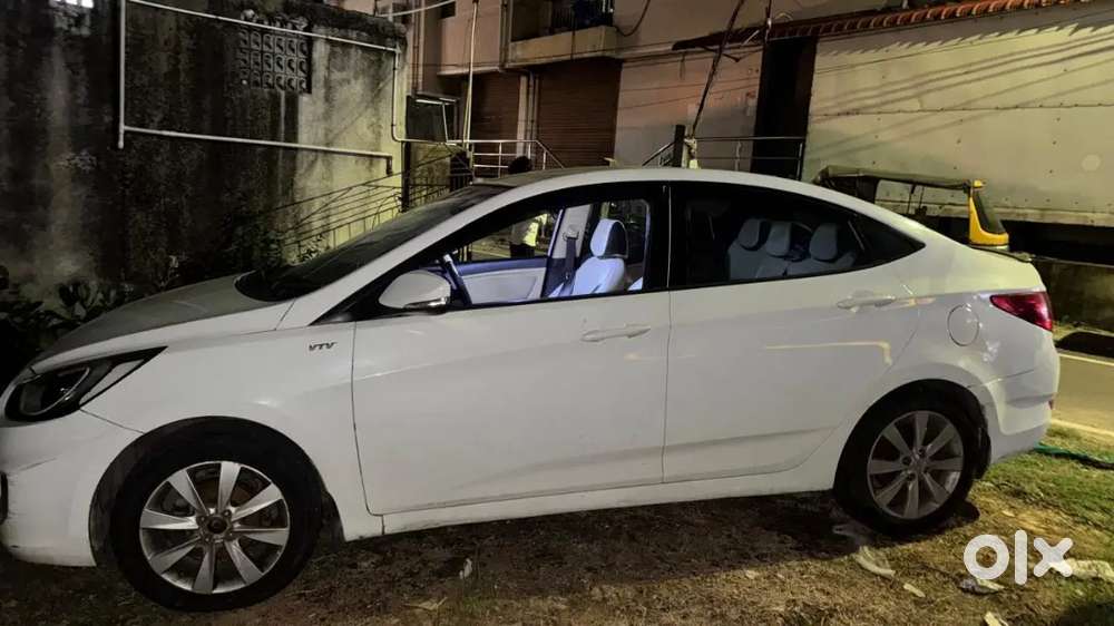 Hyundai Verna 2013 Petrol Manual