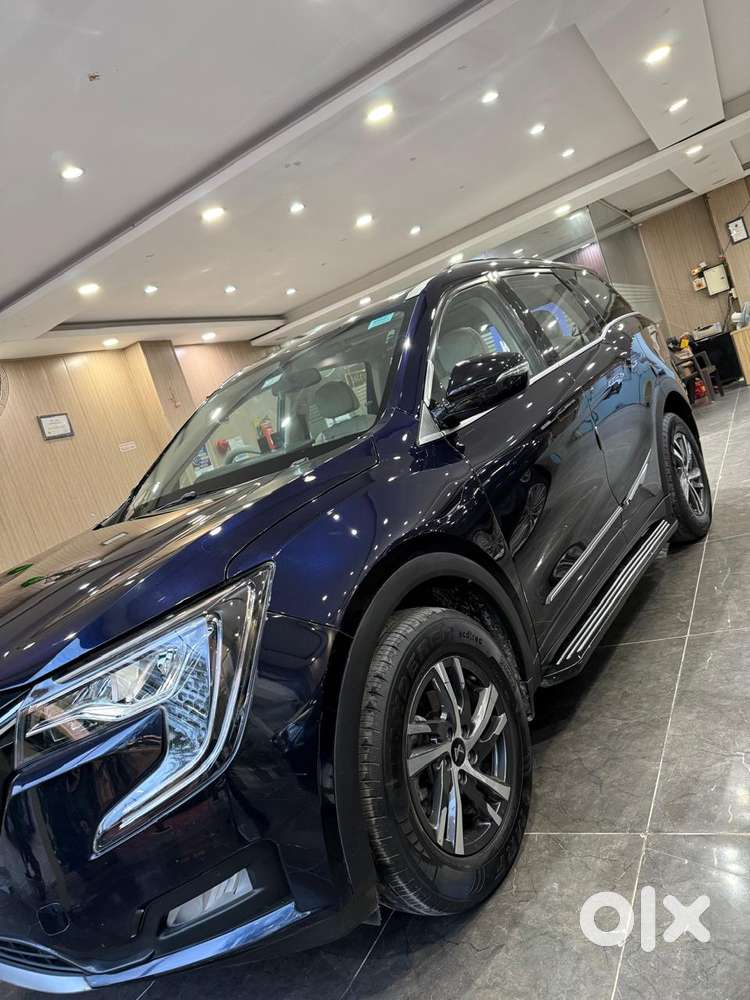 Mahindra Xuv700 2.0 Ax 5 Petrol At Str, 2024, Petrol