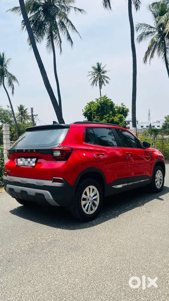 Skoda Kylaq Signature At, 2025, Petrol