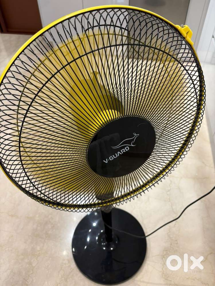V guard table fan