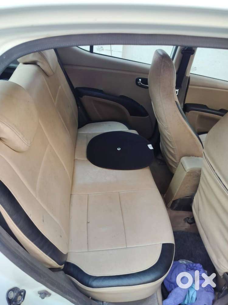 Hyundai I10 Sportz 2011