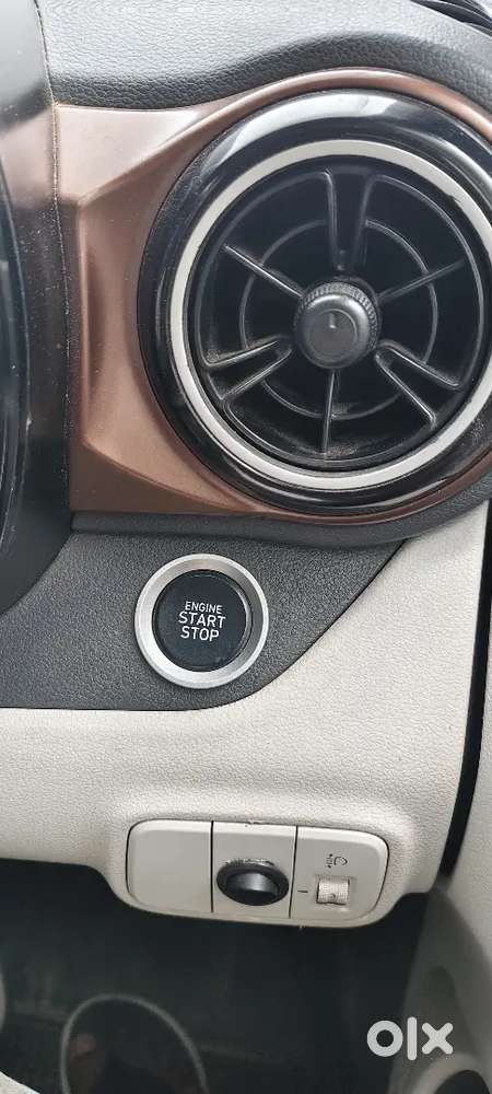 Hyundai Aura 1.2 Petrol 2020