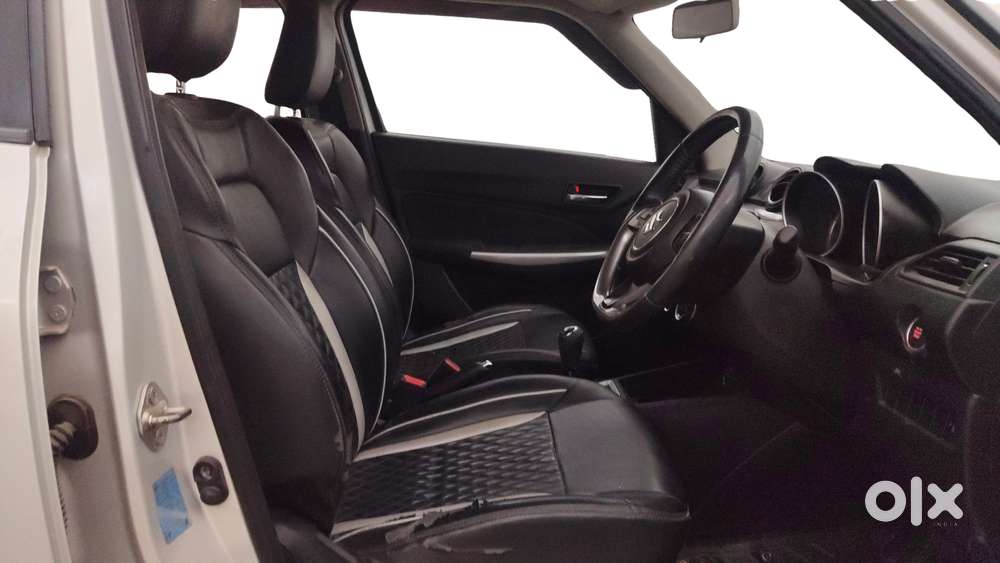 Maruti Suzuki Swift 2018 Zxi, 2019, Petrol