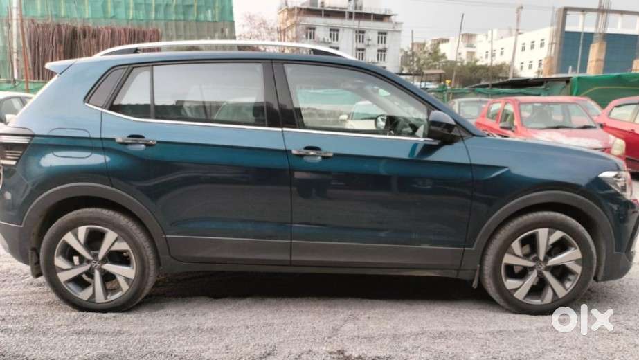 Volkswagen Taigun 1.0 Tsi Topline At, 2023, Petrol