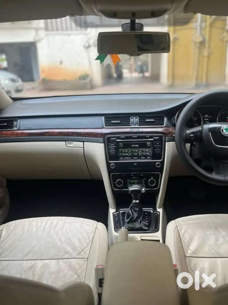 Skoda Superb 2.0 Sportline 2011 Scorpio Safari Storme Sex Change Kar S