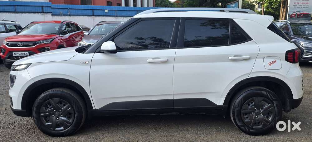 Hyundai Venue S 1.2 Petrol, 2023, Petrol