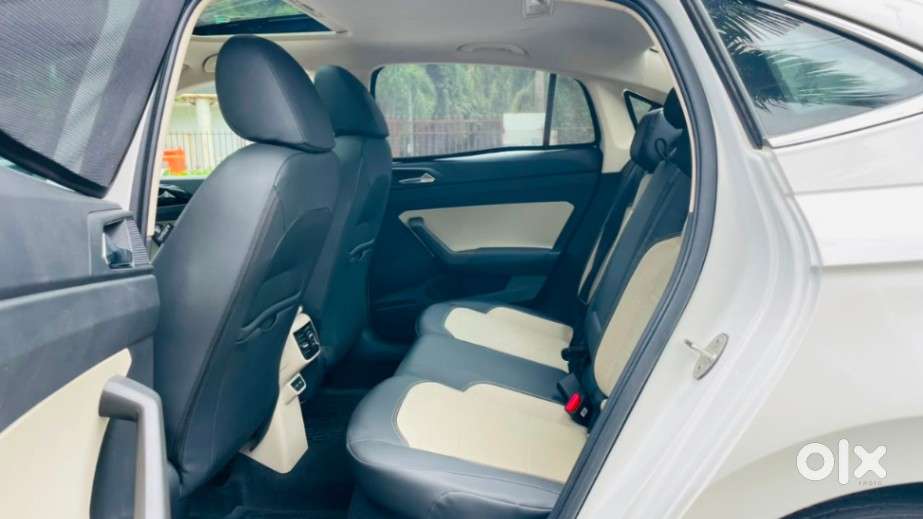 Skoda Slavia Style 1.0l Tsi At, 2024, Petrol