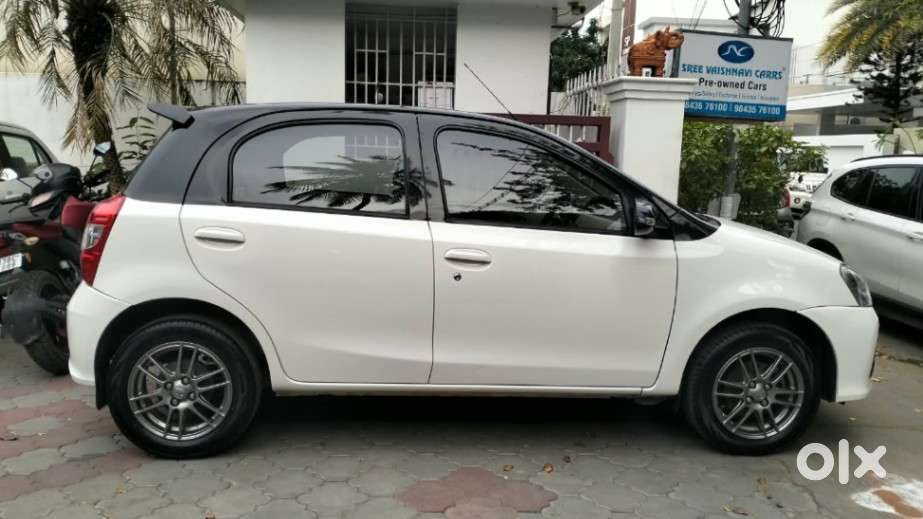 Toyota Etios Liva 1.2 Vx Dual Tone, 2018, Petrol