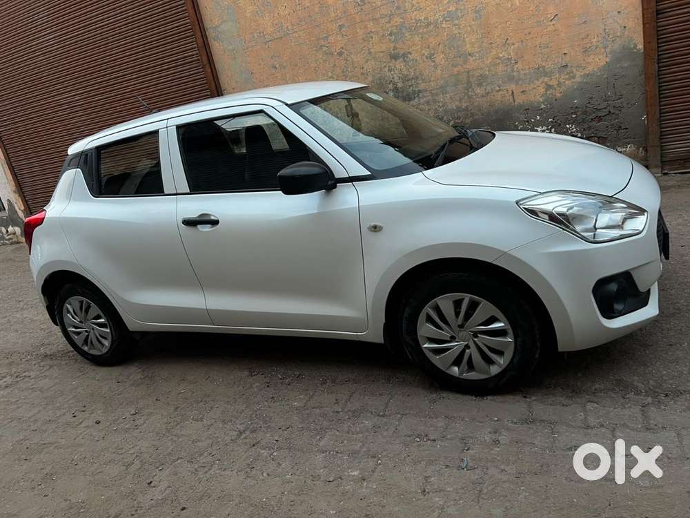 Maruti Suzuki Swift 1.2 Lxi (o), 2019, Petrol