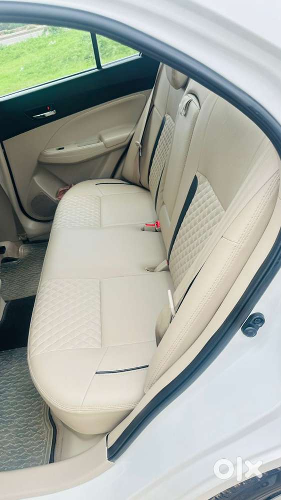 Maruti Suzuki Swift Dzire Vxi Optional, 2022, Petrol