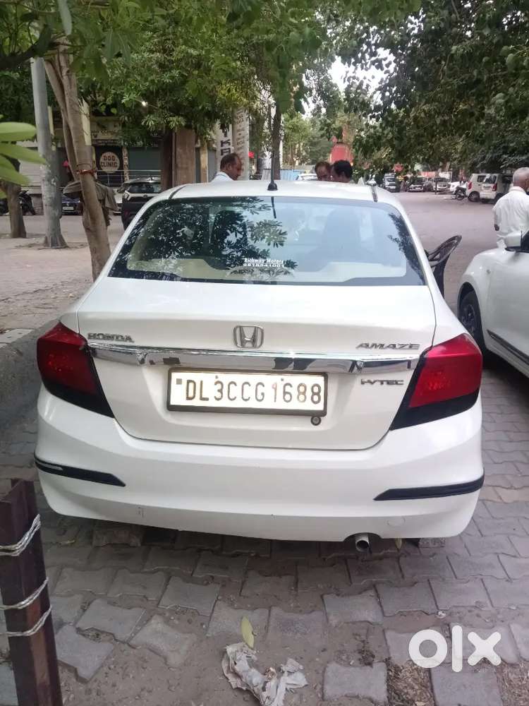 Honda Amage Gadi Bechna Chahte Hain