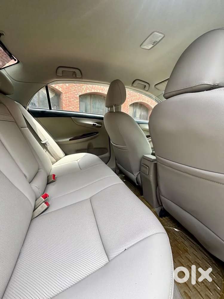 Toyota Corolla Altis, 2013, Petrol