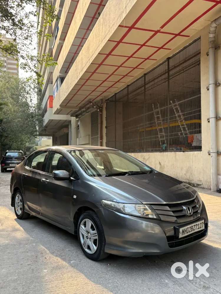 Honda City Petrol 2010 Variant