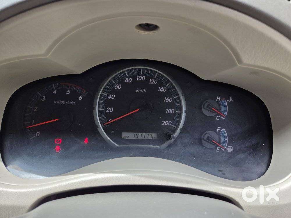 Toyota Innova 2.5 Z Diesel 7 Seater, 2014, Diesel