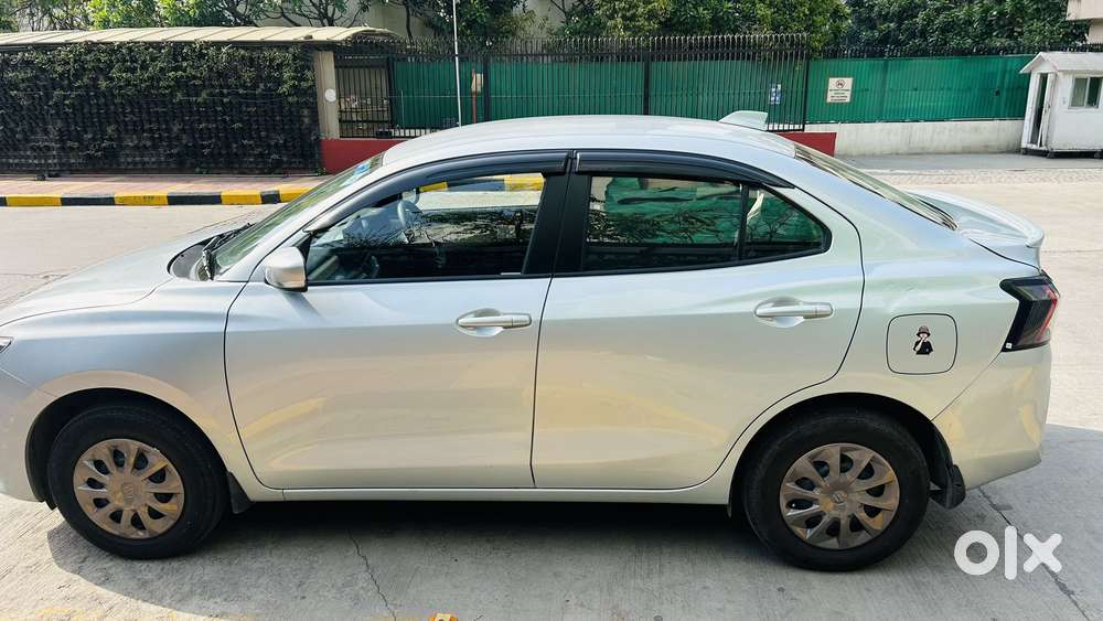 Maruti Suzuki Dzire 1.2 Vxi Cng, 2025, Petrol