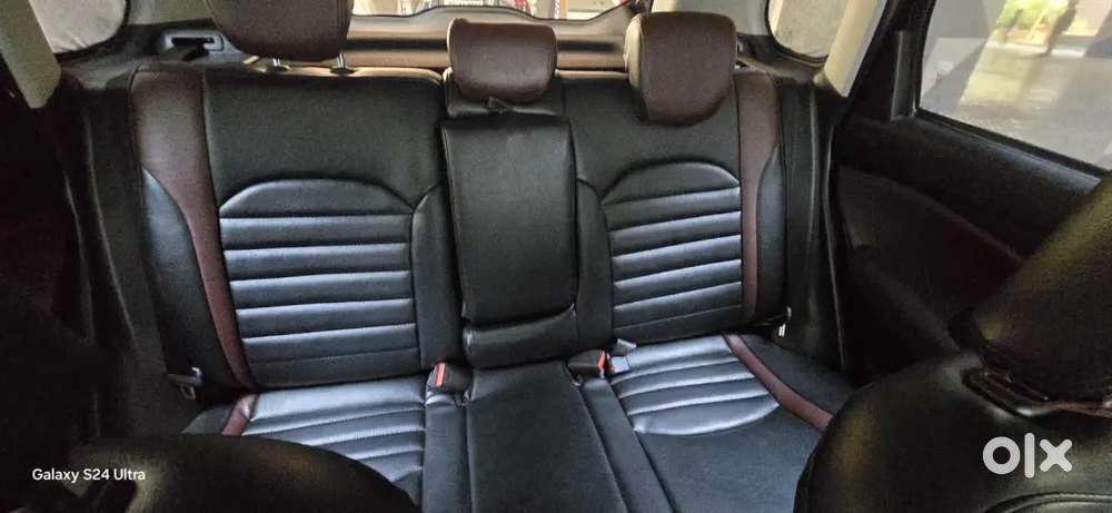 Suzuki Grand Vitara Mid Night Black Colour