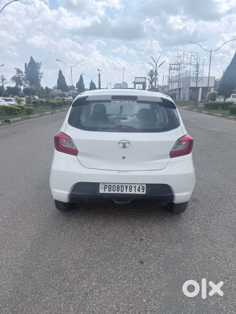 Tata Tiago Xz, 2018, Petrol