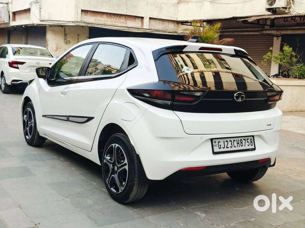 Tata Altroz Xm Plus (s) Icng, 2024, Cng & Hybrids