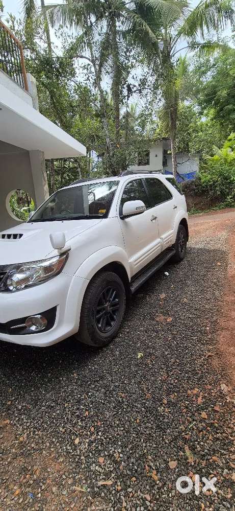 Fortuner 4*2 Automatic