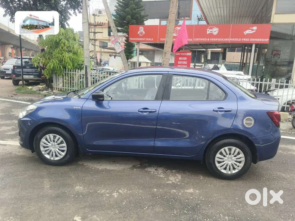 Maruti Suzuki Swift Dzire Amt Vxi, 2017, Petrol