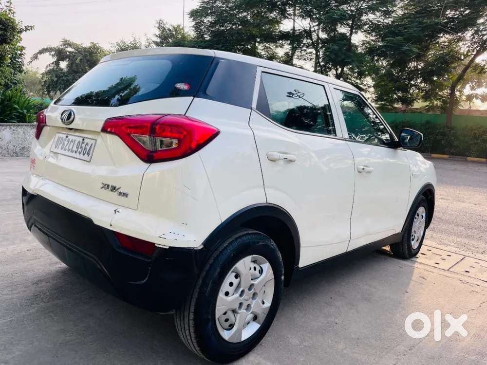Mahindra Xuv300 W4, 2022, Petrol