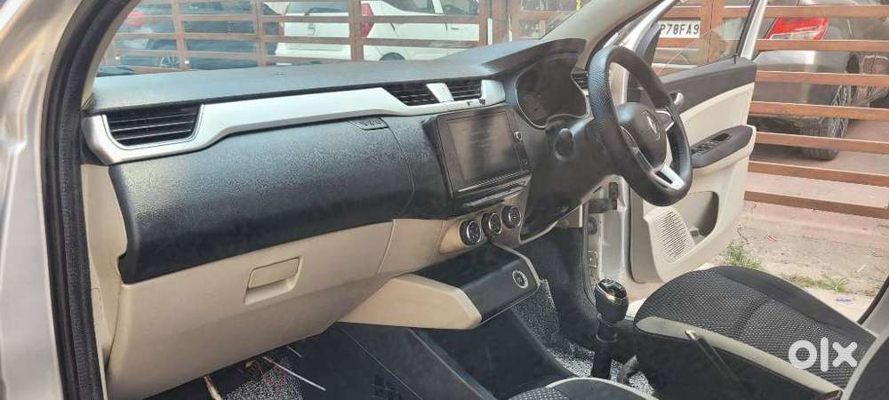 Renault Triber Rxt, 2020, Petrol