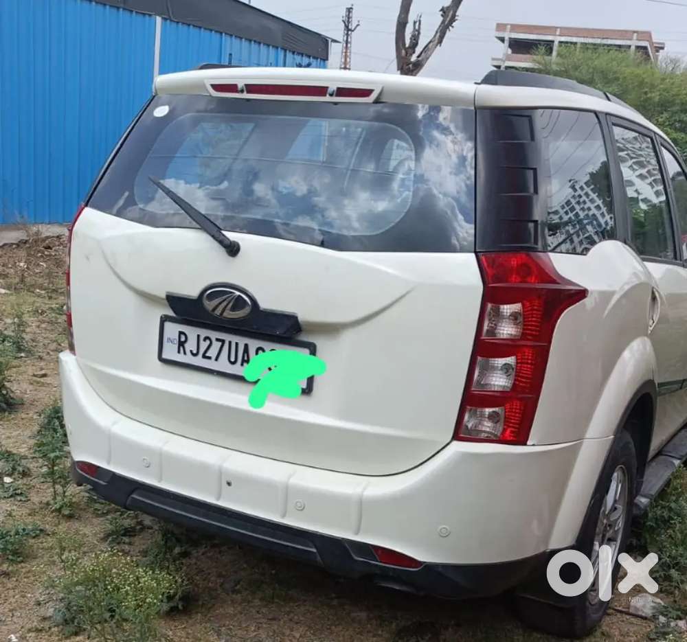 Mahindra Xuv500 2016 Diesel 96400 Km Driven