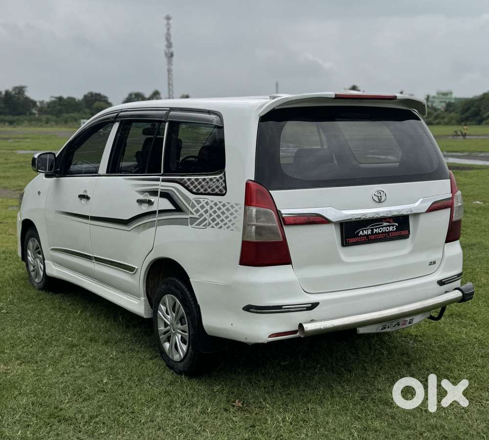 Toyota Innova 2.5 G (diesel) 8 Seater, 2016, Diesel