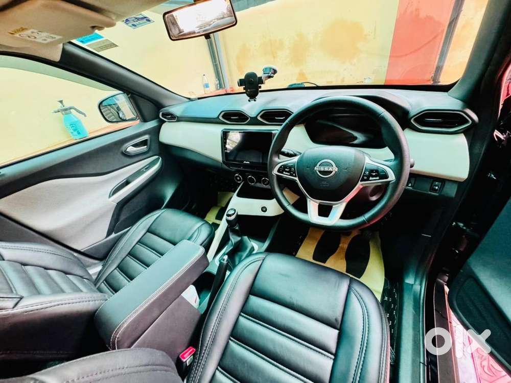 Nissan Magnite Xv Turbo(m) 2024