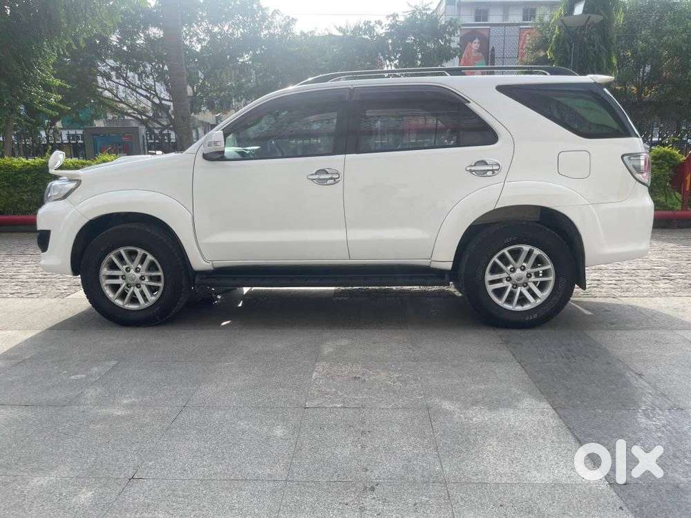 Toyota Fortuner 2011-2016 4x4 Mt, 2012, Diesel