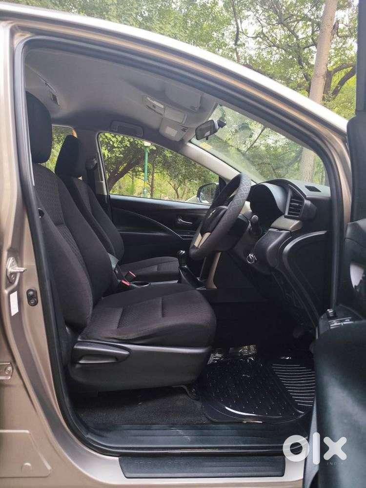 Toyota Innova Crysta 2.4 Gx Mt, 2017, Diesel